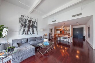 201 Aqua Ave in Miami Beach, FL - Building Photo - Building Photo