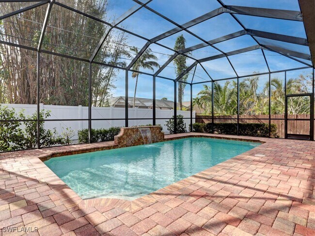 property at 840 98th Ave N