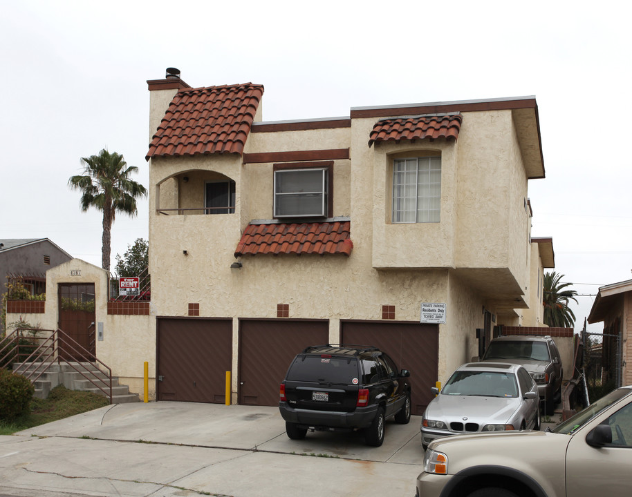 4767 34th St in San Diego, CA - Building Photo