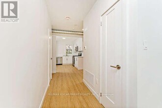 127 Victoria Ave S in Hamilton, ON - Building Photo - Building Photo