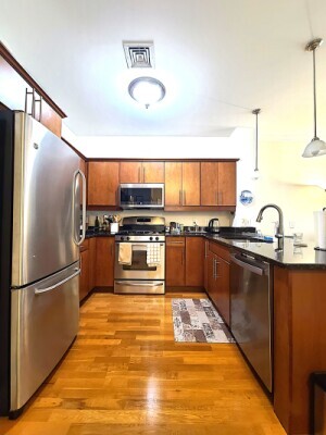 35 Commonwealth Ave in Newton, MA - Building Photo - Building Photo