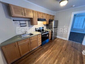 1462 N Cherry St in Winston-Salem, NC - Building Photo - Building Photo