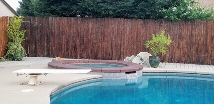 3019 Rush Creek Ct in Redding, CA - Building Photo - Building Photo