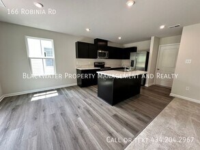 166 Robinia Rd in Lynchburg, VA - Building Photo - Building Photo