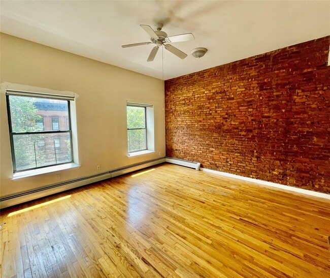 property at 25 E 126th St