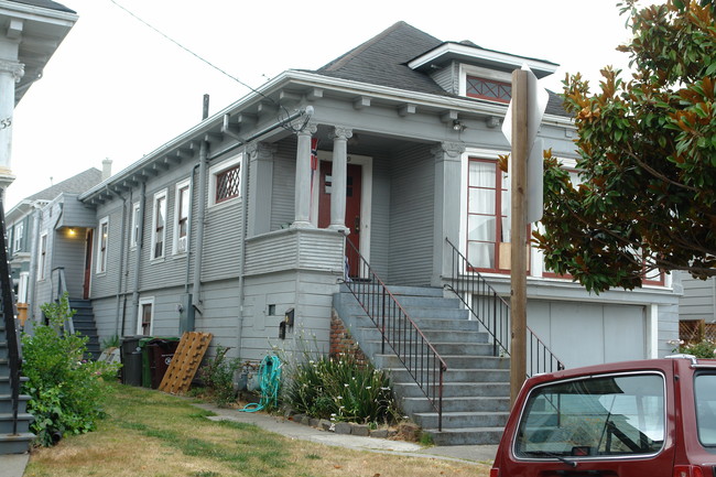 659 63rd St in Oakland, CA - Building Photo - Building Photo