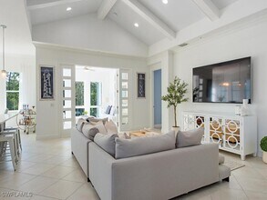 6544 Dominica Dr in Naples, FL - Building Photo - Building Photo