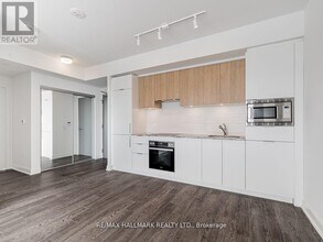 20 O'Neill Rd in Toronto, ON - Building Photo - Building Photo