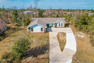 4021 Osprey Point in Panama City, FL - Building Photo - Building Photo