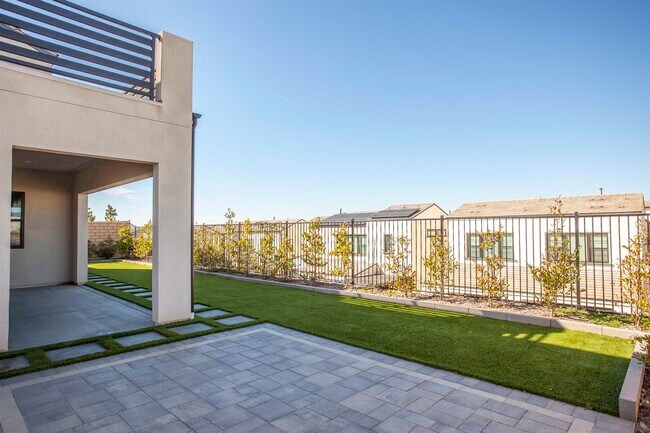 5434 Sparkling Shores Dr in San Diego, CA - Building Photo - Building Photo