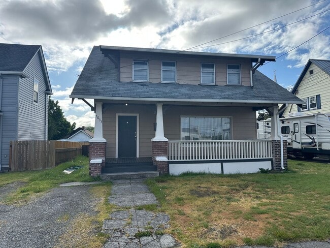 property at 5633 S Puget Sound Ave