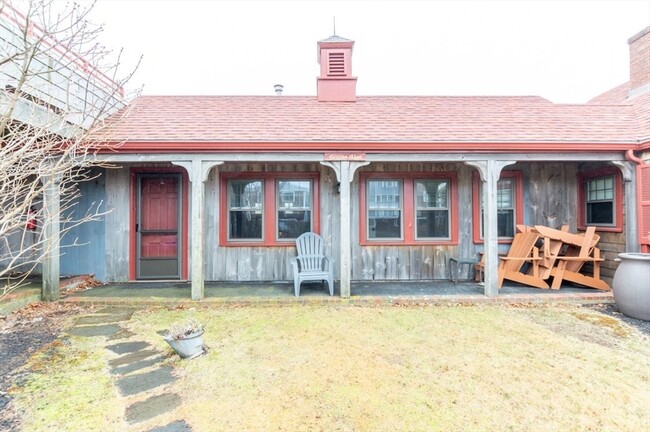 42 Marmion Way in Rockport, MA - Building Photo - Building Photo