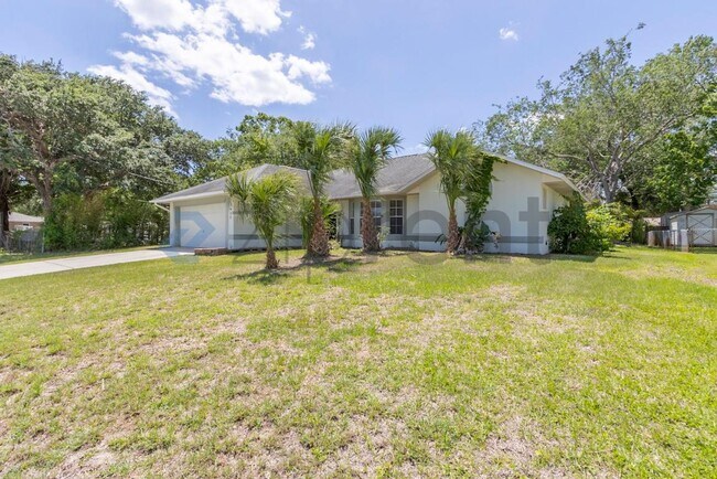 7458 Carillon Ave in Cocoa, FL - Building Photo - Building Photo