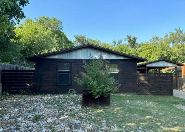 504 Clover Ct