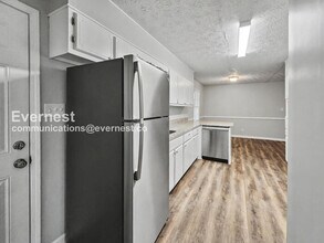 624 Cannon Dr in Social Circle, GA - Building Photo - Building Photo