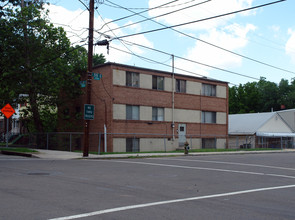 300 59th St NE in Washington, DC - Building Photo - Building Photo