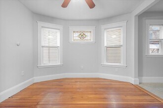 4 Bailey St, Unit 1 in Boston, MA - Building Photo - Building Photo