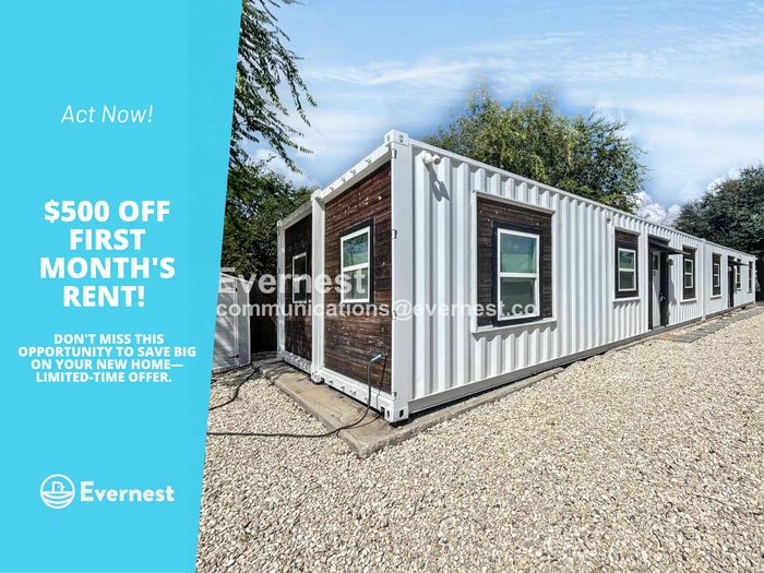 1404 Rivas St in San Antonio, TX - Building Photo