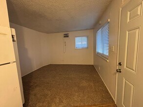 101 Brookview St in Roseville, CA - Building Photo - Building Photo