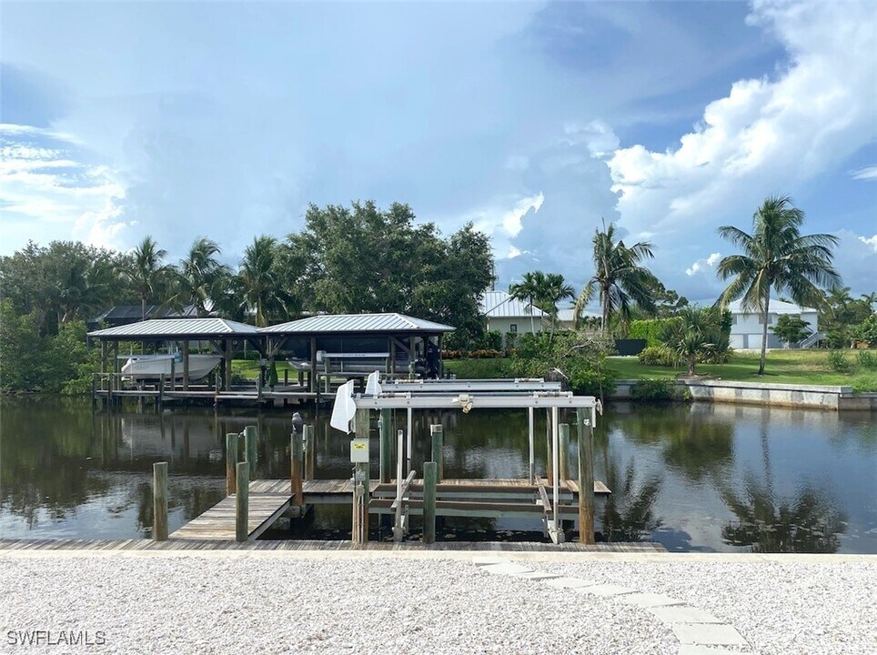 4736 Spring Creek Dr in Bonita Springs, FL - Building Photo