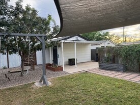 1925 E Brill St in Phoenix, AZ - Building Photo