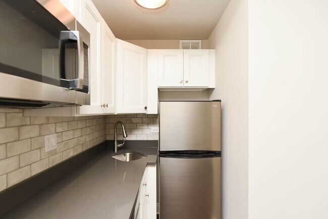 640 W Wrightwood Ave in Chicago, IL - Foto de edificio - Building Photo