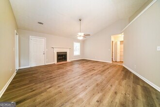 5951 Old Wellborn Trce in Lithonia, GA - Building Photo - Building Photo