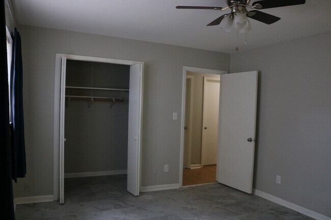 3908 Bridle Path in Marshall, TX - Building Photo - Building Photo