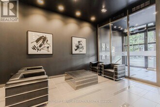 224 Lyon St. N in Ottawa, ON - Building Photo - Building Photo