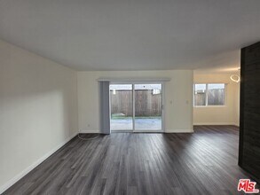 517 N Francisca Ave in Redondo Beach, CA - Building Photo - Building Photo