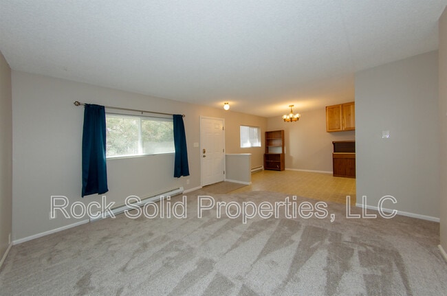 714 Dell Range Blvd in Cheyenne, WY - Building Photo - Building Photo