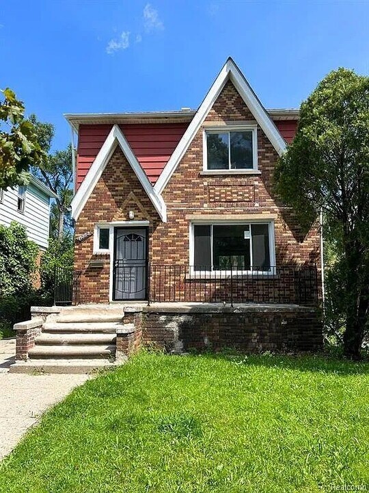 15862 Stansbury Ave in Detroit, MI - Building Photo