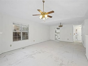 3467 Clare Cottage Trace SW in Marietta, GA - Foto de edificio - Building Photo