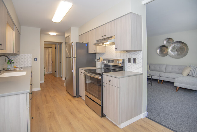 Greenview Manor Apartments in Spokane, WA - Foto de edificio - Building Photo