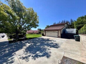 41701 Riesling Ct in Temecula, CA - Foto de edificio - Building Photo