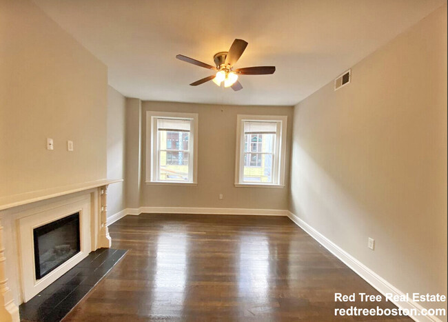 14 JFK St, Unit 4 in Cambridge, MA - Building Photo - Building Photo