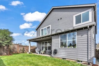 30540 NW 306th Ave in North Plains, OR - Building Photo - Building Photo