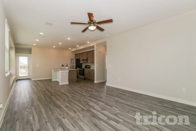 1733 Mexican Heather Dr in Leander, TX - Building Photo - Building Photo