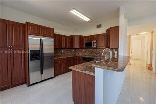 11851 SW 80th Terrace in Miami, FL - Building Photo