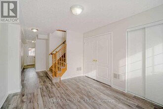 43 Denison Ave in Brampton, ON - Building Photo - Building Photo