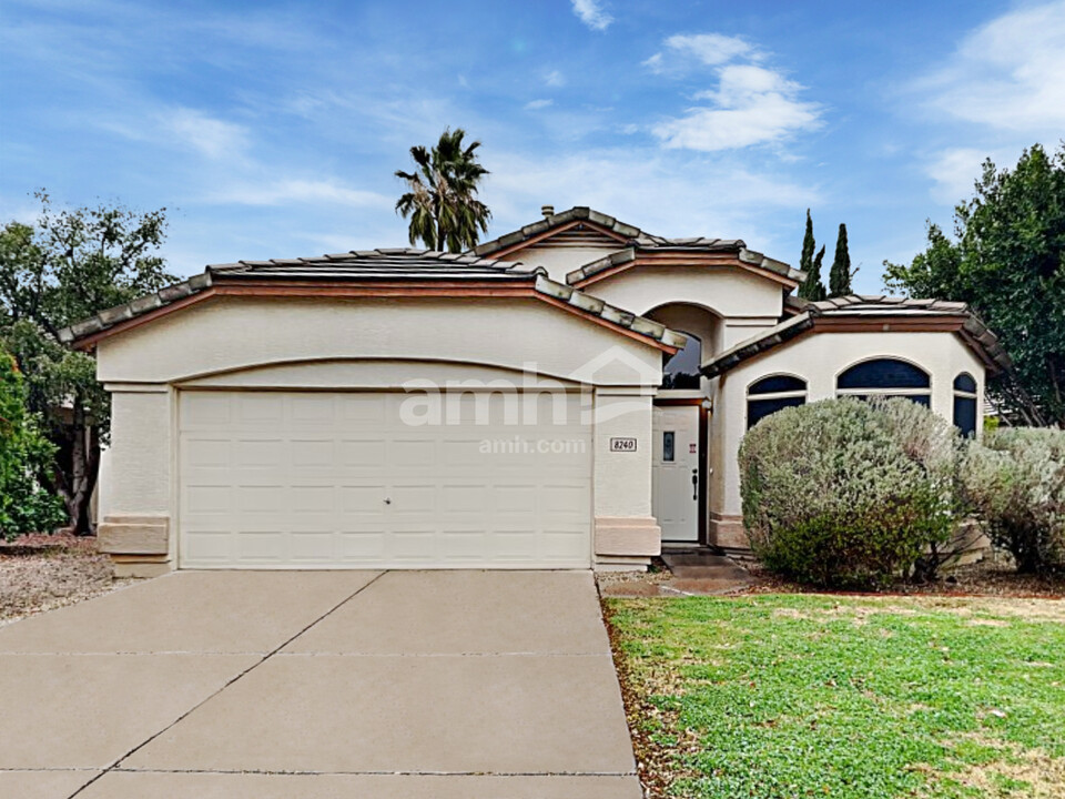 8240 E Plata Ave in Mesa, AZ - Building Photo