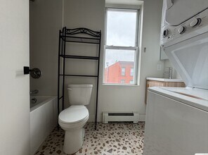 530 W Side Ave, Unit 3L in Jersey City, NJ - Building Photo - Building Photo