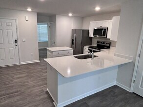 8550 Beckett Chase Wy in Raleigh, NC - Building Photo - Building Photo