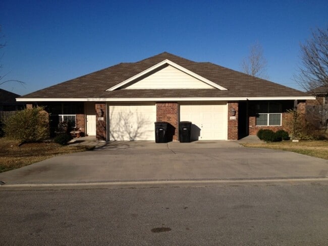 608 Olaf Dr