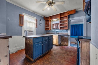 27 N Hanover St in Cape Girardeau, MO - Building Photo - Building Photo