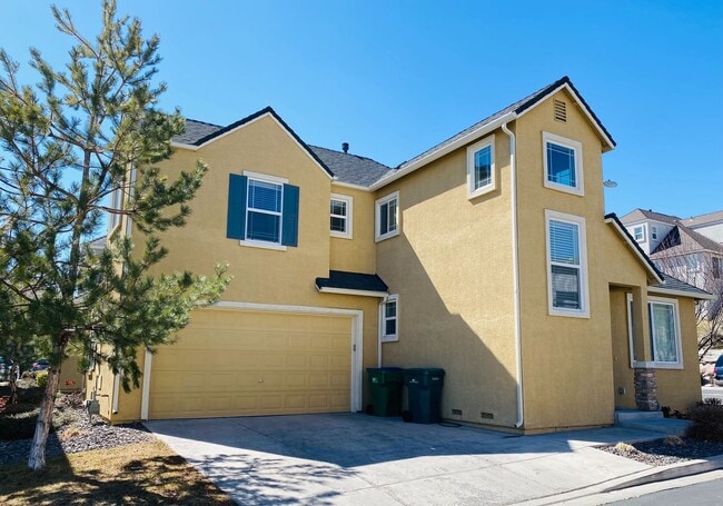 property at 3480 Mashie Dr