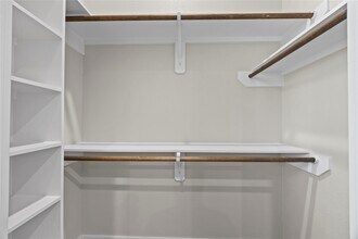 4384 Fiesta Ln in Houston, TX - Building Photo - Building Photo