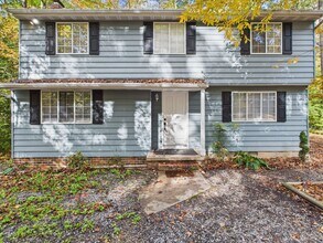 13102 Morning Hill Ln in Midlothian, VA - Building Photo - Building Photo