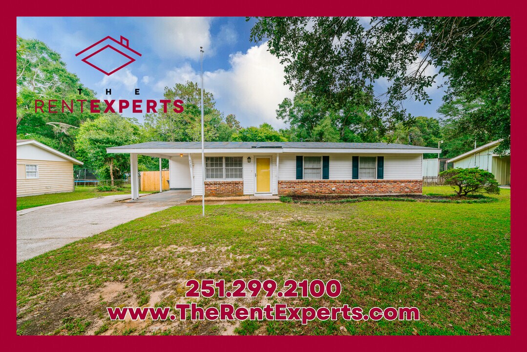 4365 Binghamton Dr in Mobile, AL - Building Photo