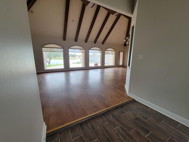 210 Rio Grande Dr in Mission, TX - Building Photo - Building Photo
